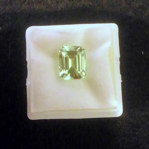 ステップカットヒデナイト - step cut hiddenite 4.44ct