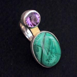 Oliver Pieper氏 制作 リング「パープル グリーン」(マラカイト、アメシスト、銀、18金) - ring Purple Green(malachite,amethyst,silver,K18gold)